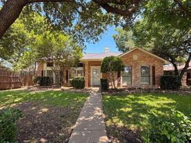 1613 Mullins Dr - Photo 1 of 1