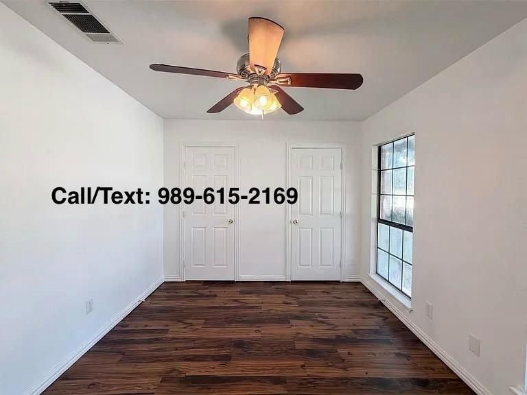 1613 Mullins Dr - Photo 4 of 13