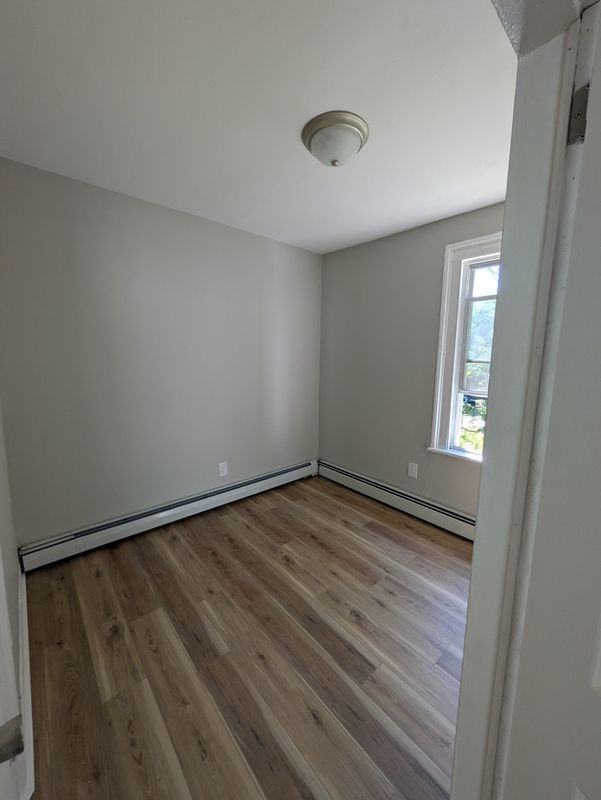 96 Webster St - Photo 3 of 3