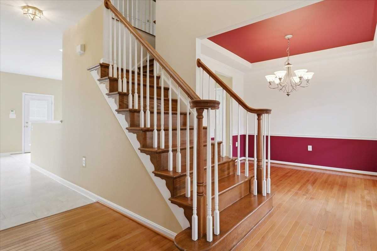 341 Bullskin St - Photo 7 of 41