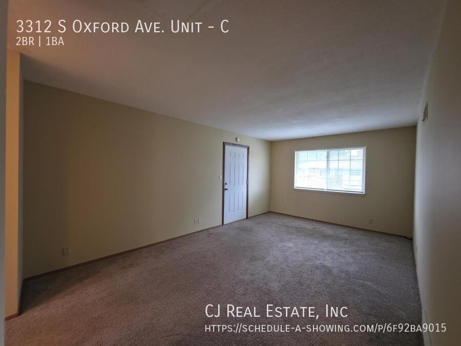 3312 S Oxford Ave #C - Photo 2 of 11