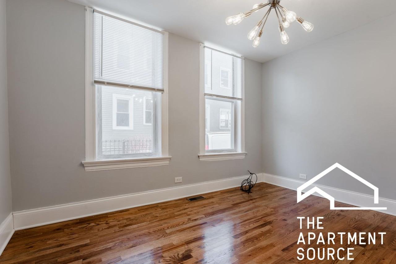 3614 W George St #1F - Photo 7 of 19
