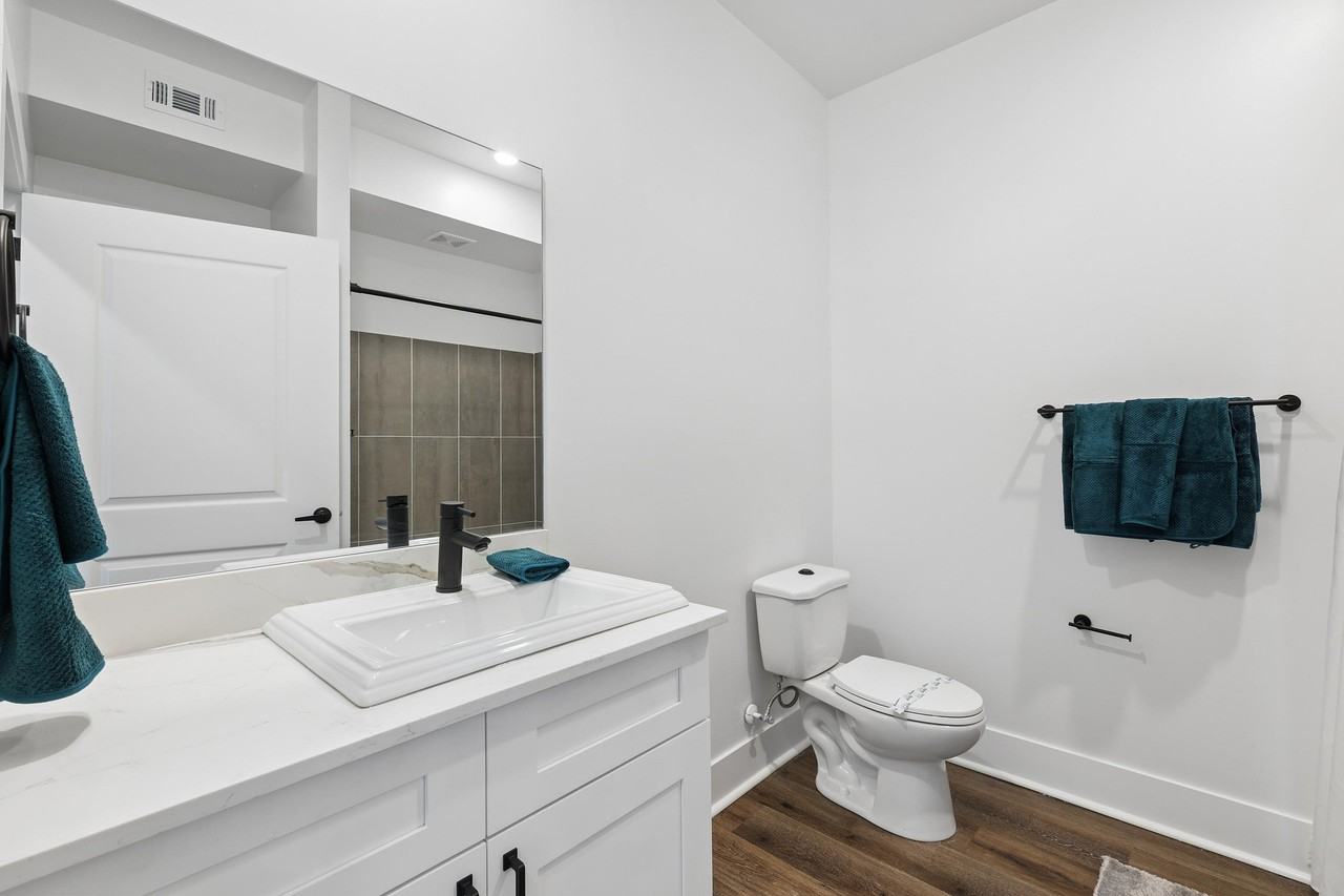 Pointe Grand Daytona - Photo 6 of 29