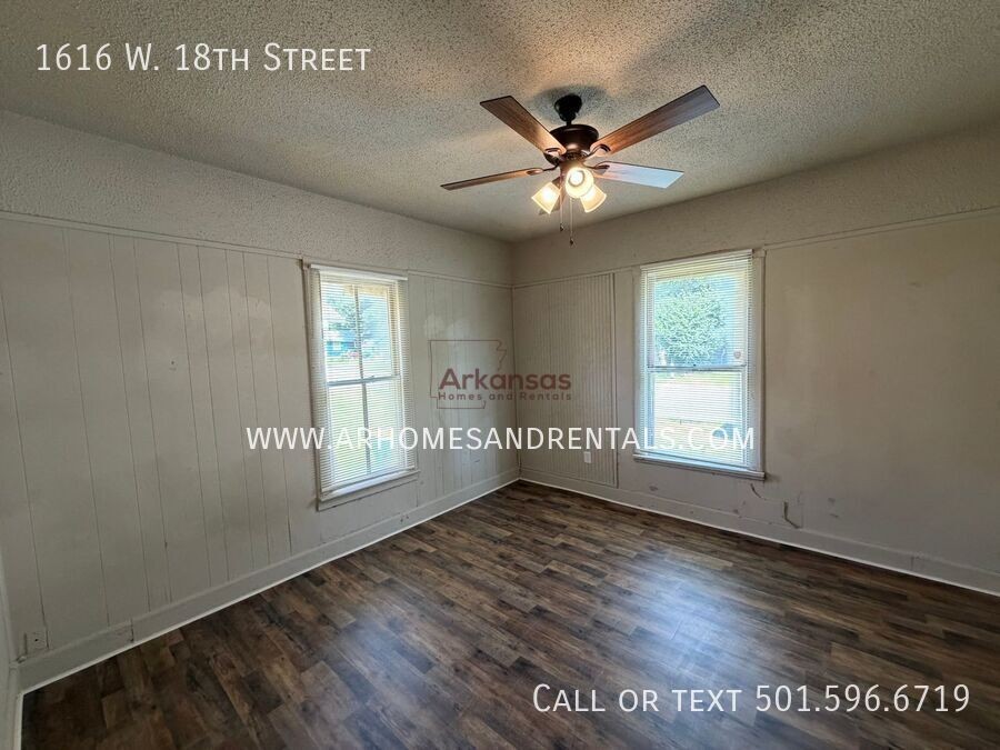 1616 W 18th St - Photo 3 of 10