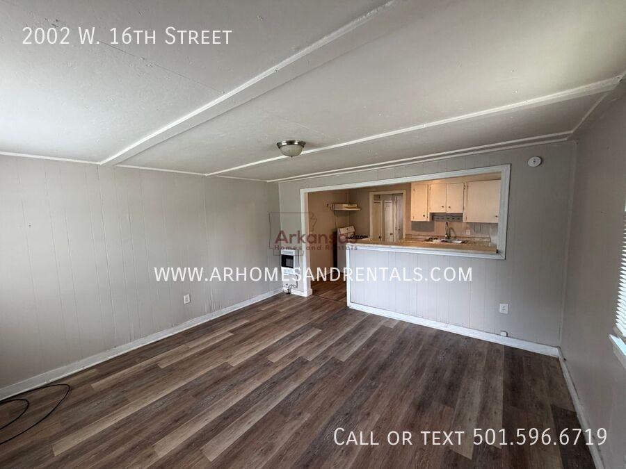 2002 W 16th St - Photo 4 of 24