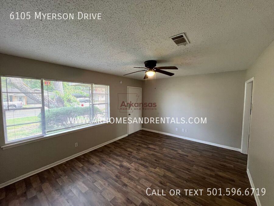 6105 Myerson Dr - Photo 2 of 9