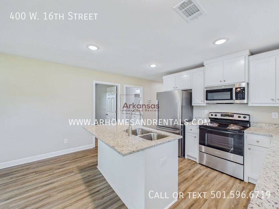 400 W 16th St - Photo 4 of 15