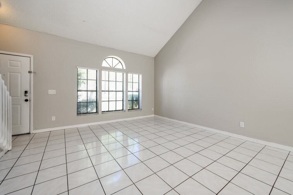 7663 Sapphire Ln - Photo 5 of 20