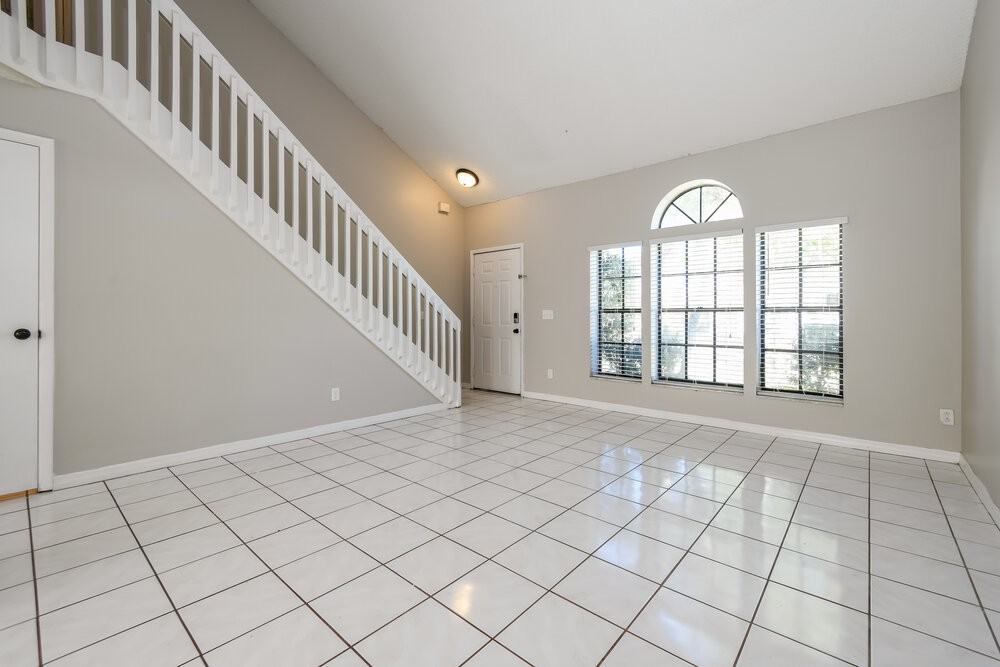 7663 Sapphire Ln - Photo 7 of 20