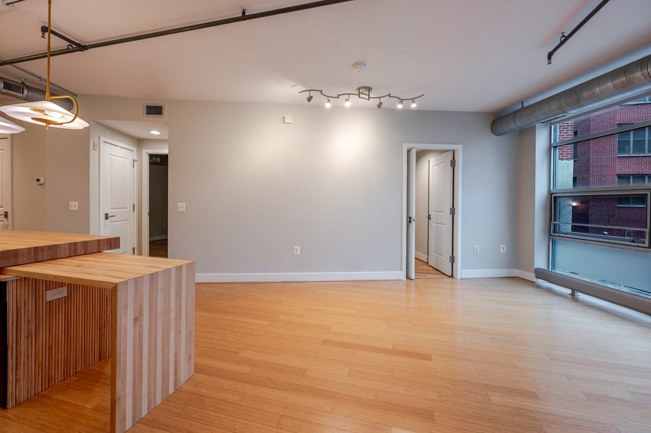 1444 Church St Nw #201 - Photo 5 of 40