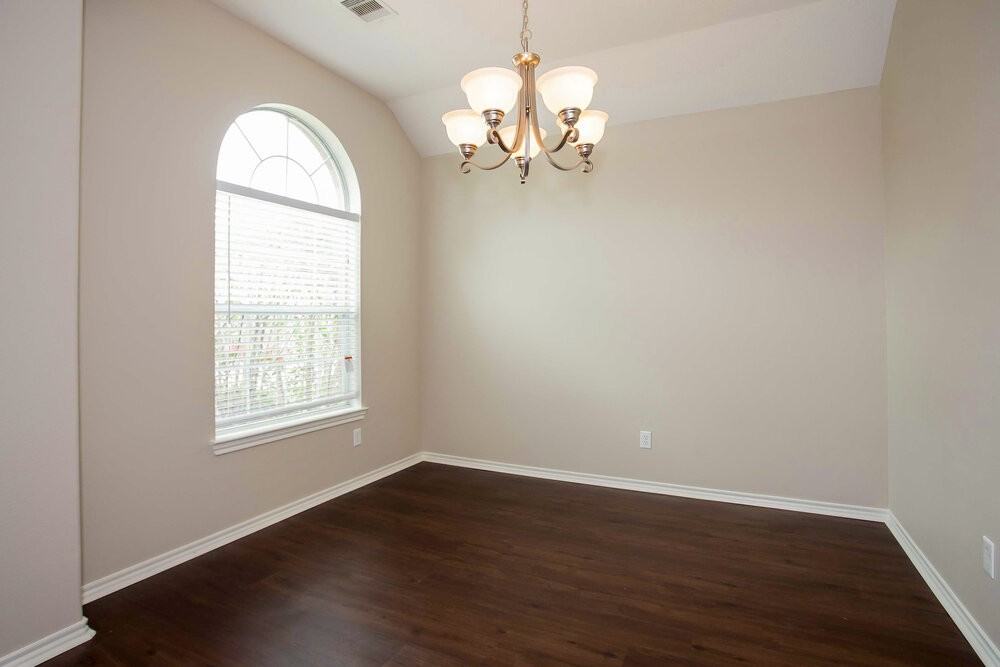 11003 Oasis View Ln - Photo 5 of 15
