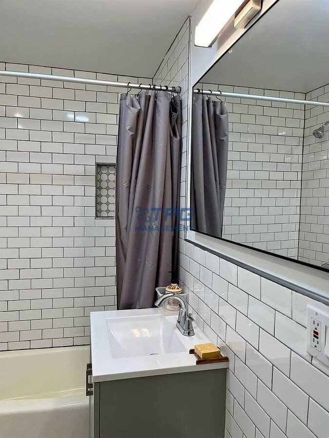 14 E 42nd St #3 - Photo 5 of 13