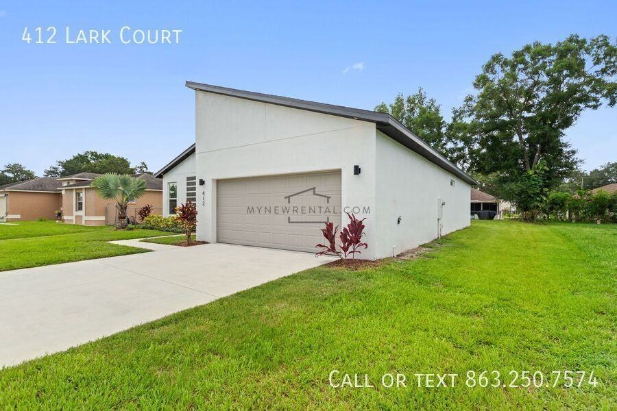 412 Lark Ct - Photo 3 of 27