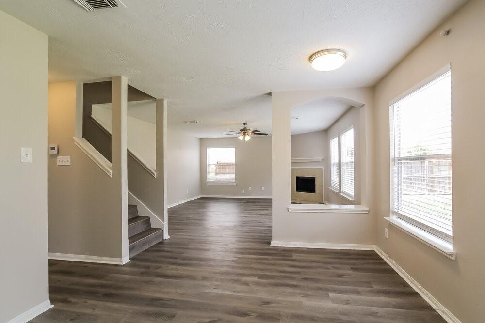 31518 Kingston Village Dr - Photo 6 of 17