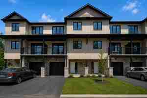 featured image of 359 Voyageur Place