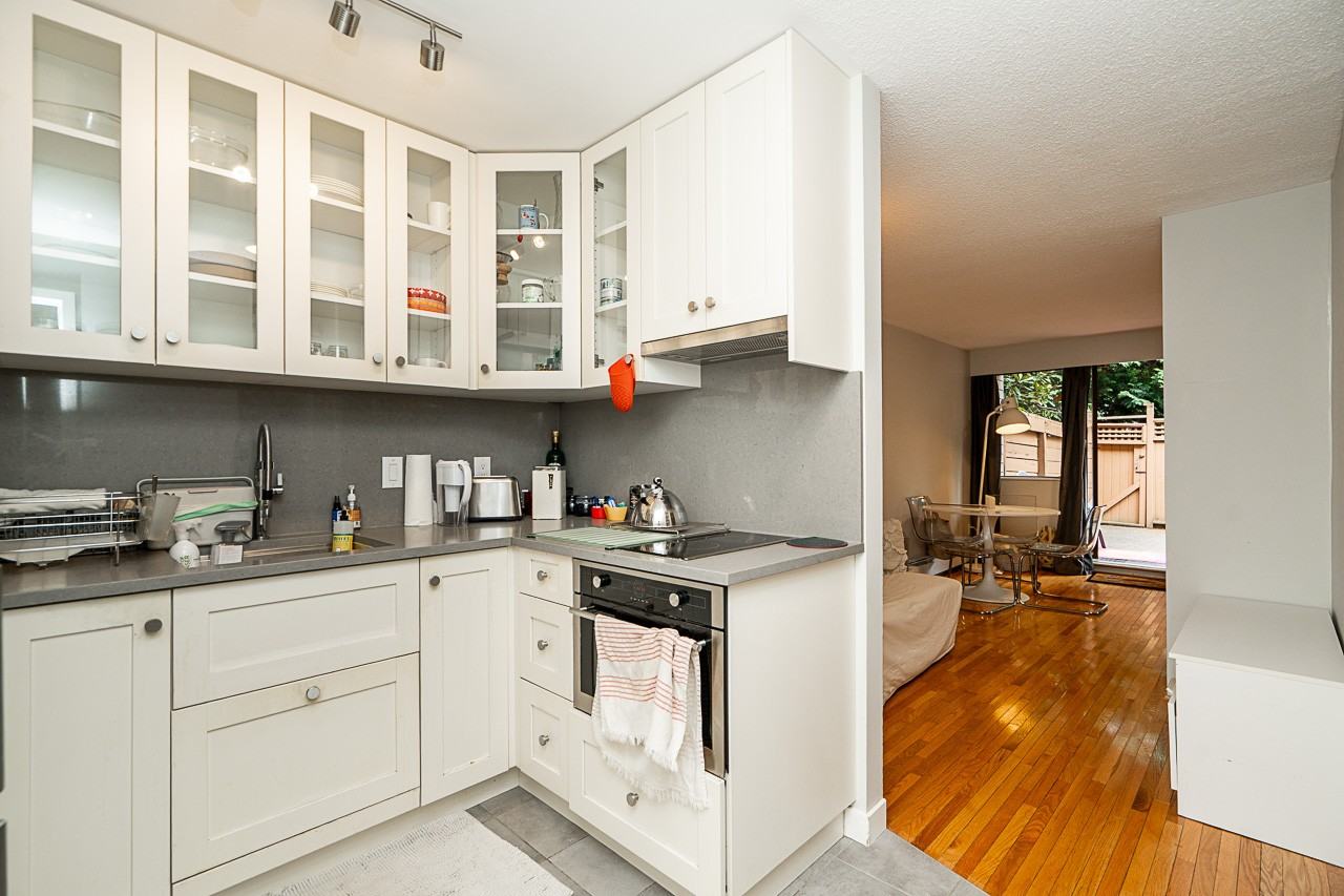 2190 West 7th Avenue - Photo 2