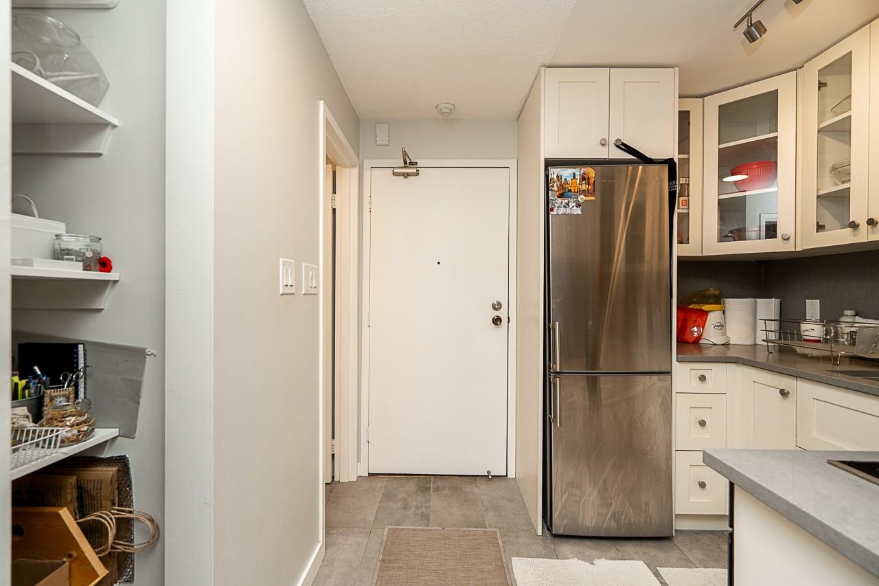 2190 West 7th Avenue - Photo 4