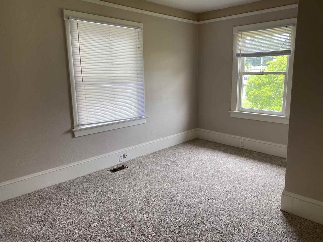 144 S 2nd St - Photo 5 of 14