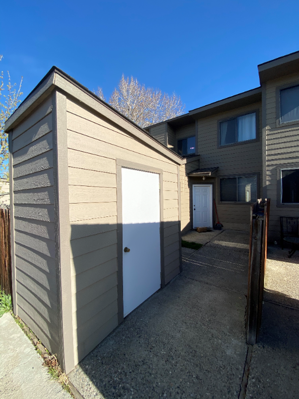 65 Chestnut Grove Ave - Photo 2 of 16