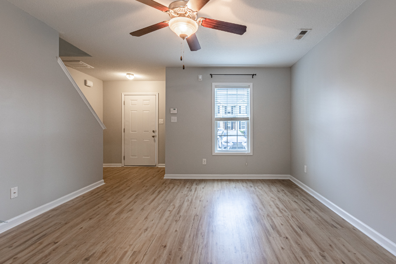 133 Glen Cannon Dr - Photo 6 of 33
