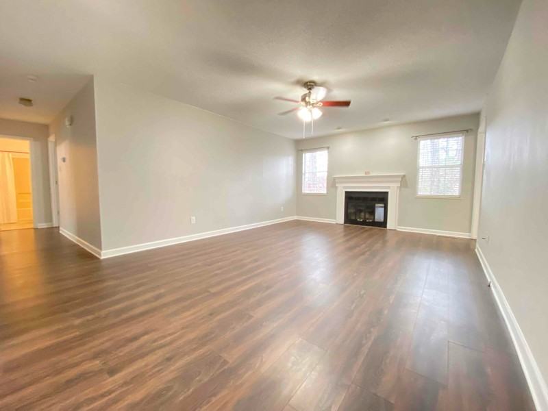 817 Tree Trunk Rd - Photo 2 of 10