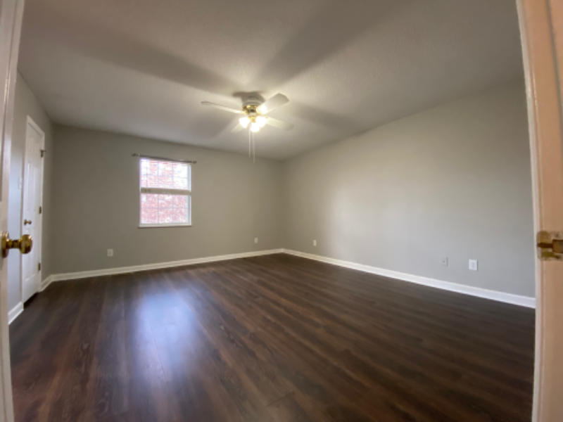 817 Tree Trunk Rd - Photo 5 of 10