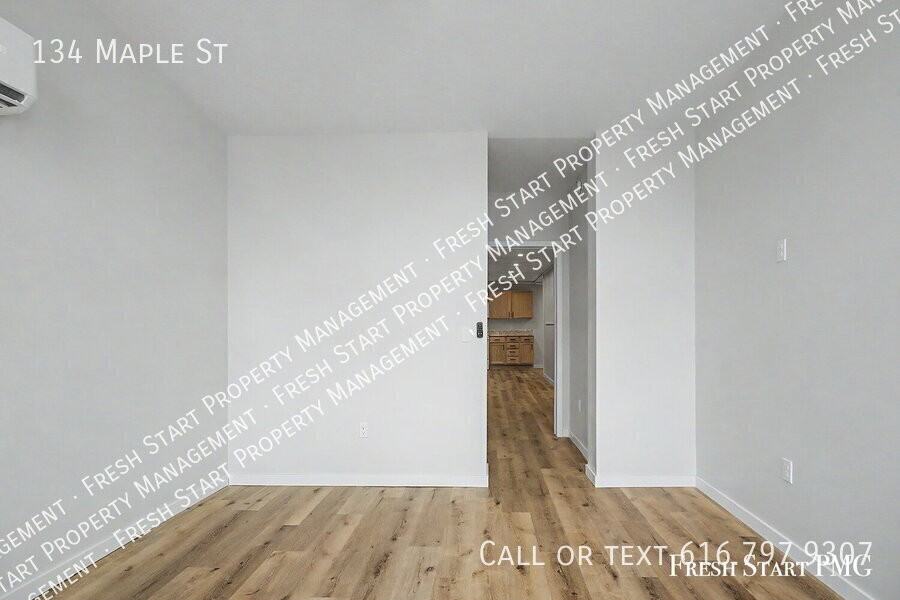 134 Maple St - Photo 6 of 32