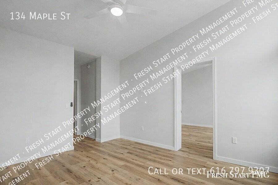 134 Maple St - Photo 7 of 32
