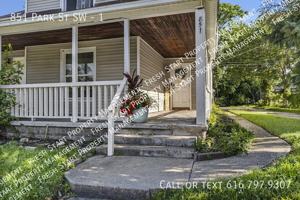 featured image of 851 Park St Sw #1