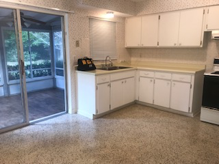 1581 Fort Smith Blvd - Photo 2 of 13