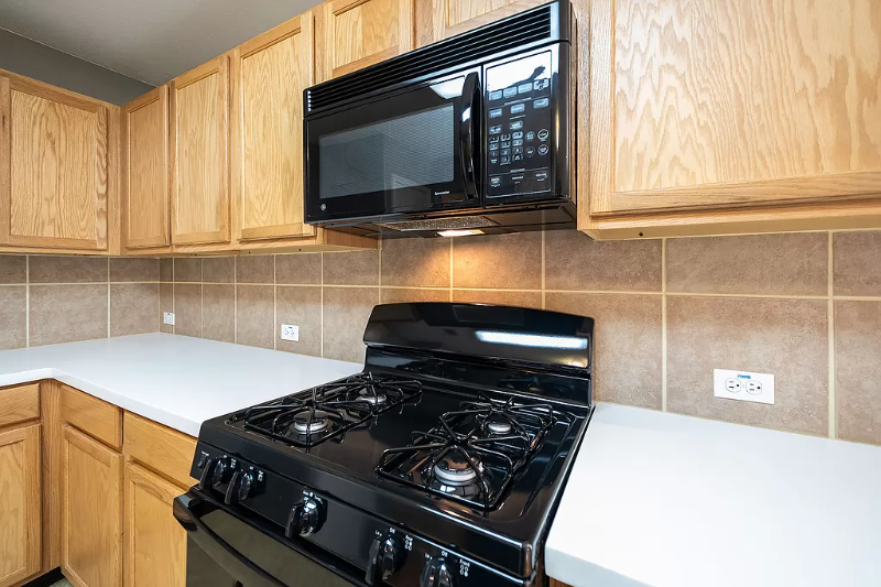 506 Salma Ct - Photo 4 of 10