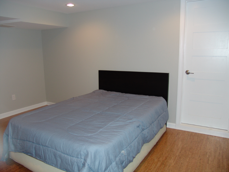 1337 Meridian Pl Nw #B - Photo 5 of 8