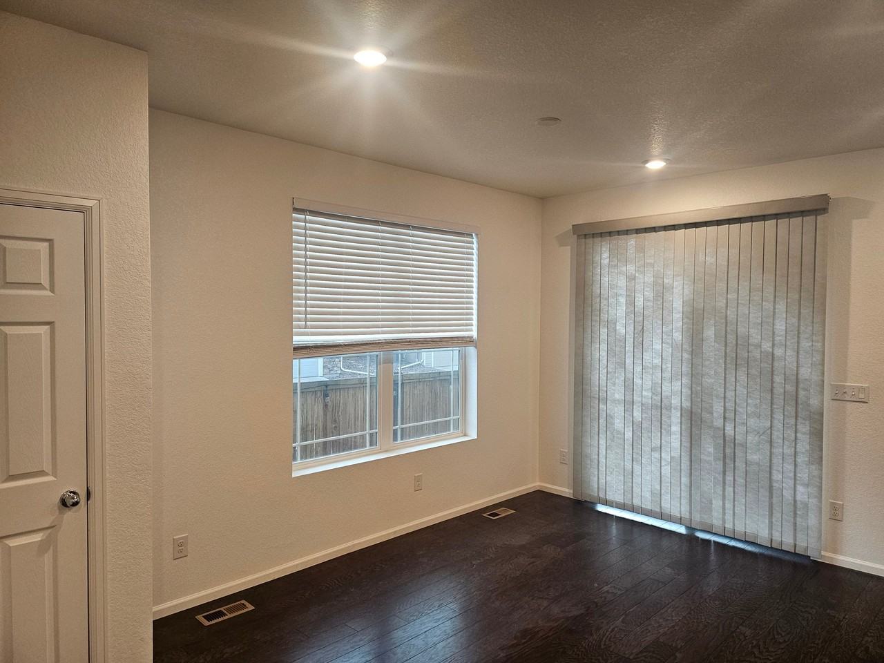11446 Iron Ct - Photo 2 of 7