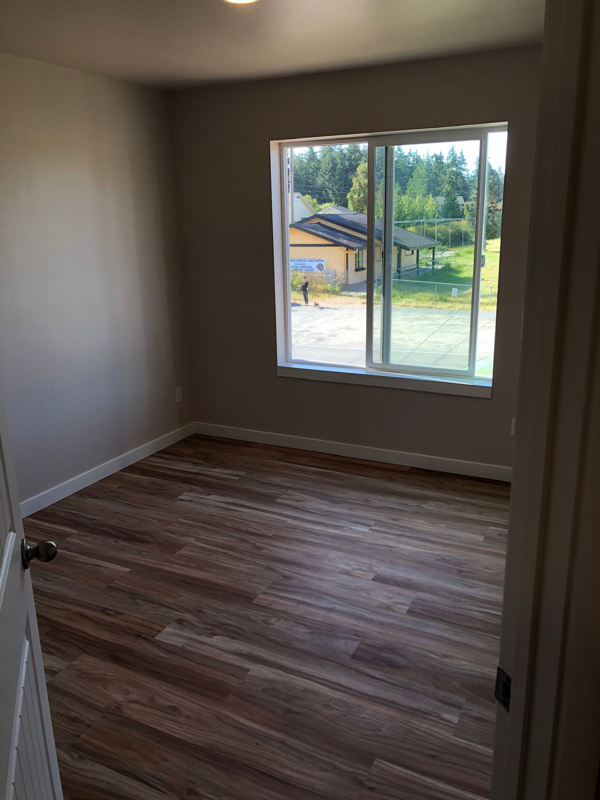 730B 730 - Photo 6 of 11
