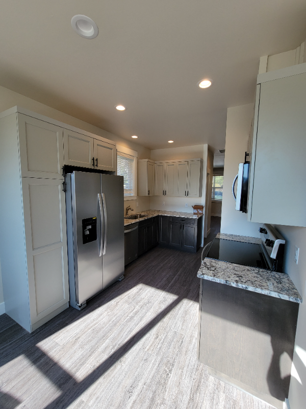 1811 Mckittrick St #B - Photo 3 of 14