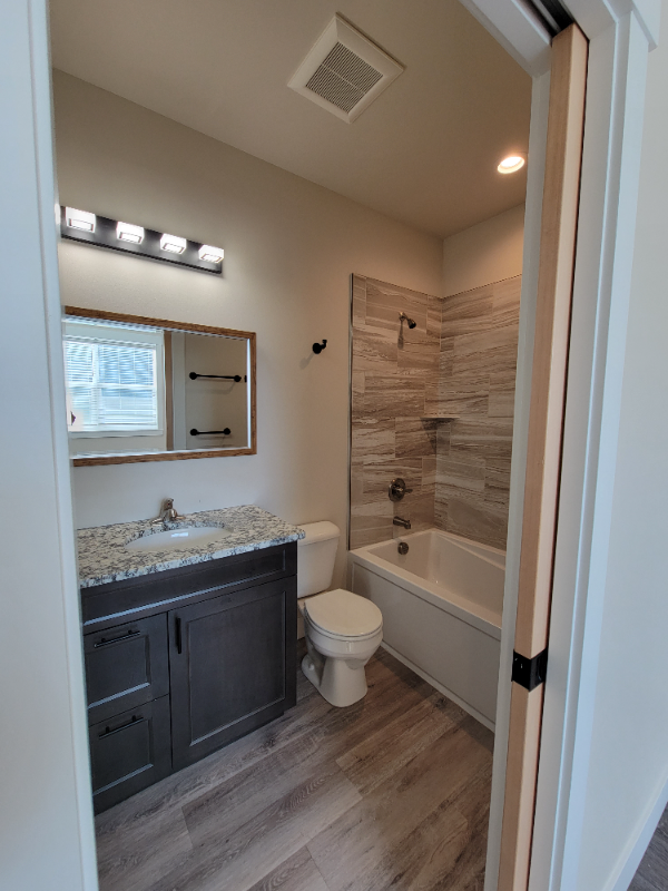 1811 Mckittrick St #B - Photo 5 of 14
