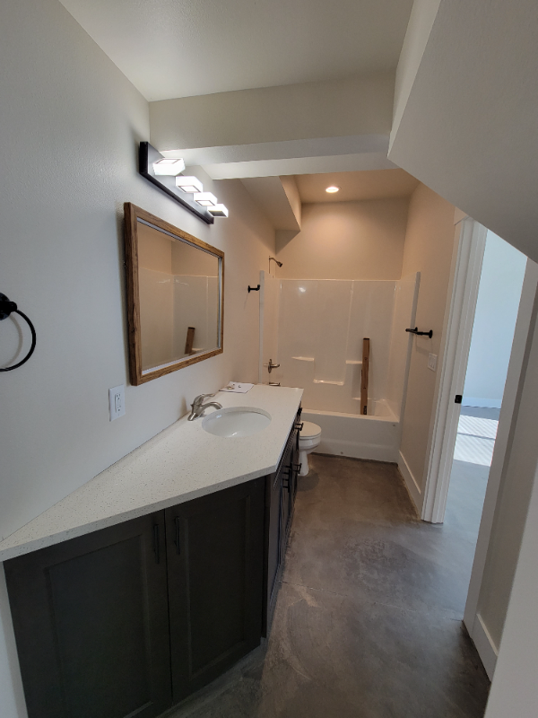 1811 Mckittrick St #B - Photo 6 of 14
