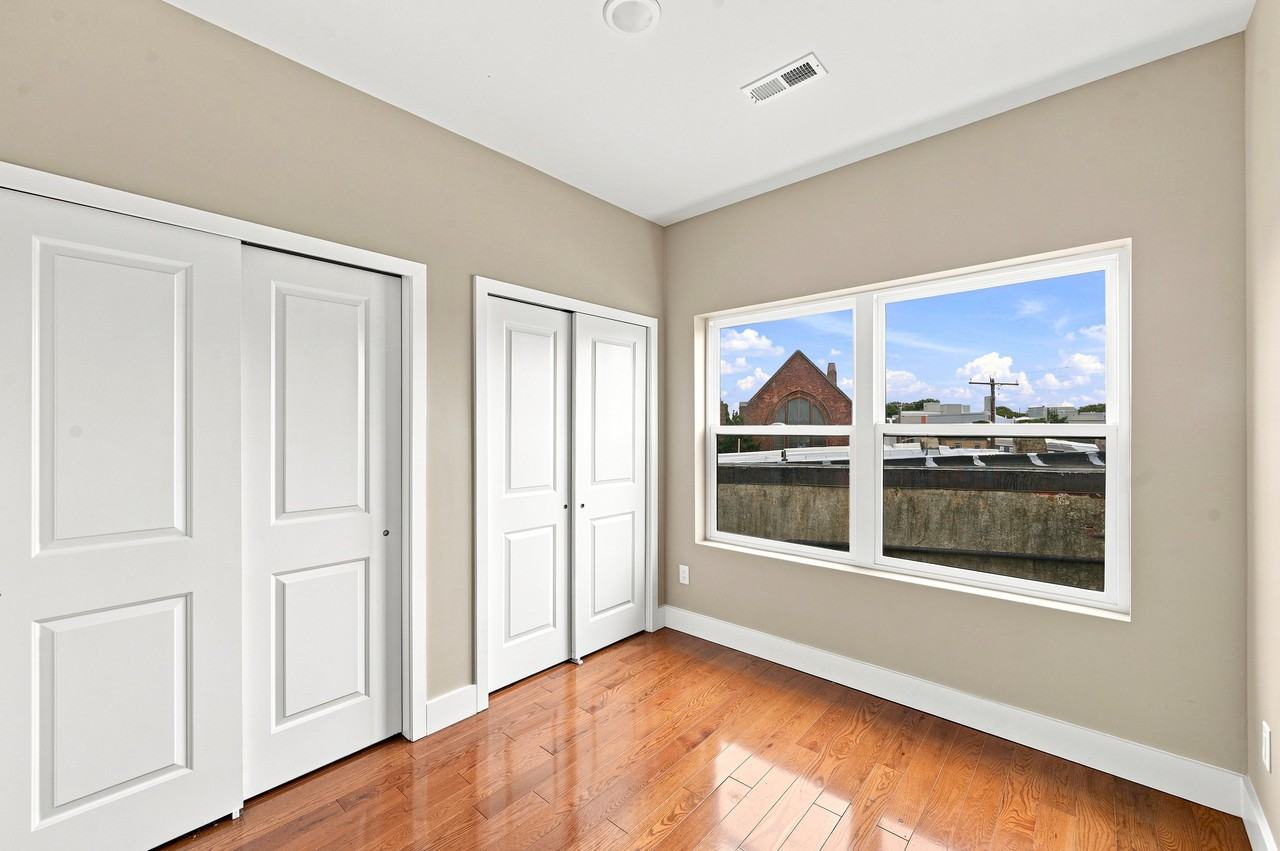 1406 Point Breeze Ave #3 - Photo 6 of 9