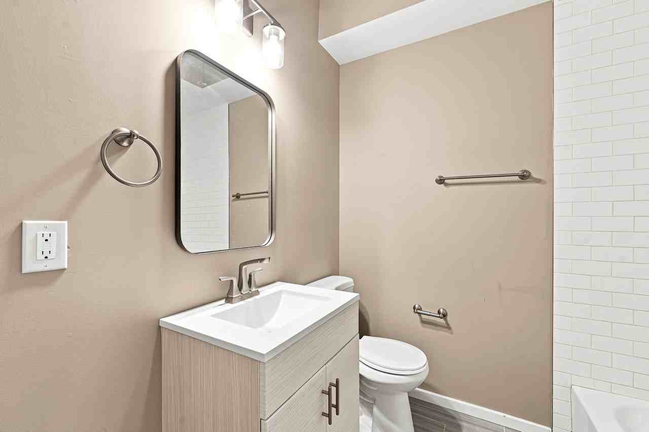 1406 Point Breeze Ave #3 - Photo 7 of 9