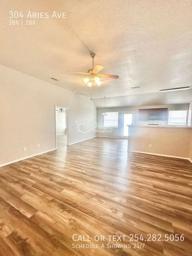 304 Aries Ave - Photo 3 of 11
