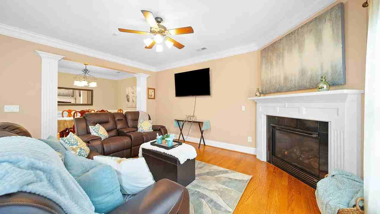 804 Talking Stick Ln - Photo 7 of 17