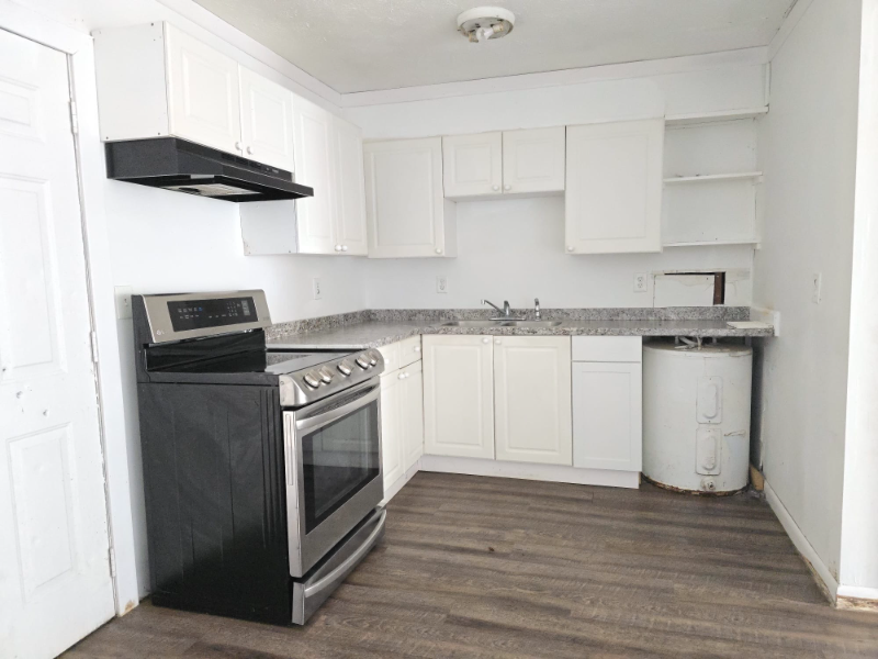Jolly Ave Apartments 1 #10 - Photo 4 of 11