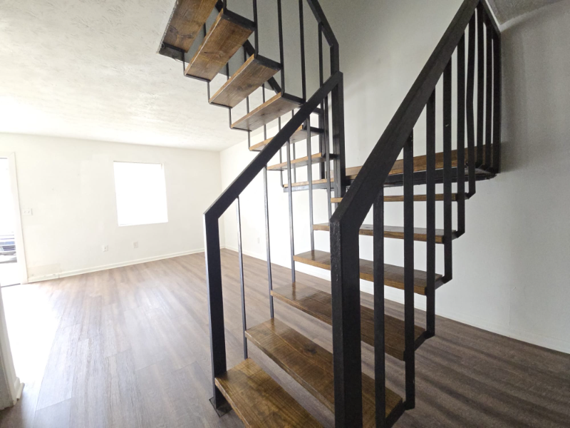 Jolly Ave Apartments 1 #10 - Photo 5 of 11