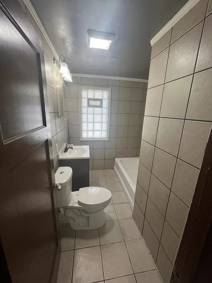2749 N 45th St #2751 - Photo 2 of 9