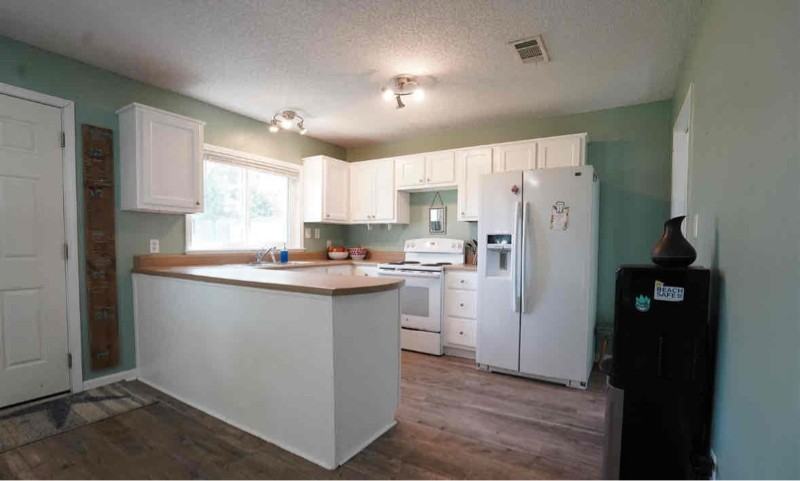 603 Cherokee Trl - Photo 3 of 5