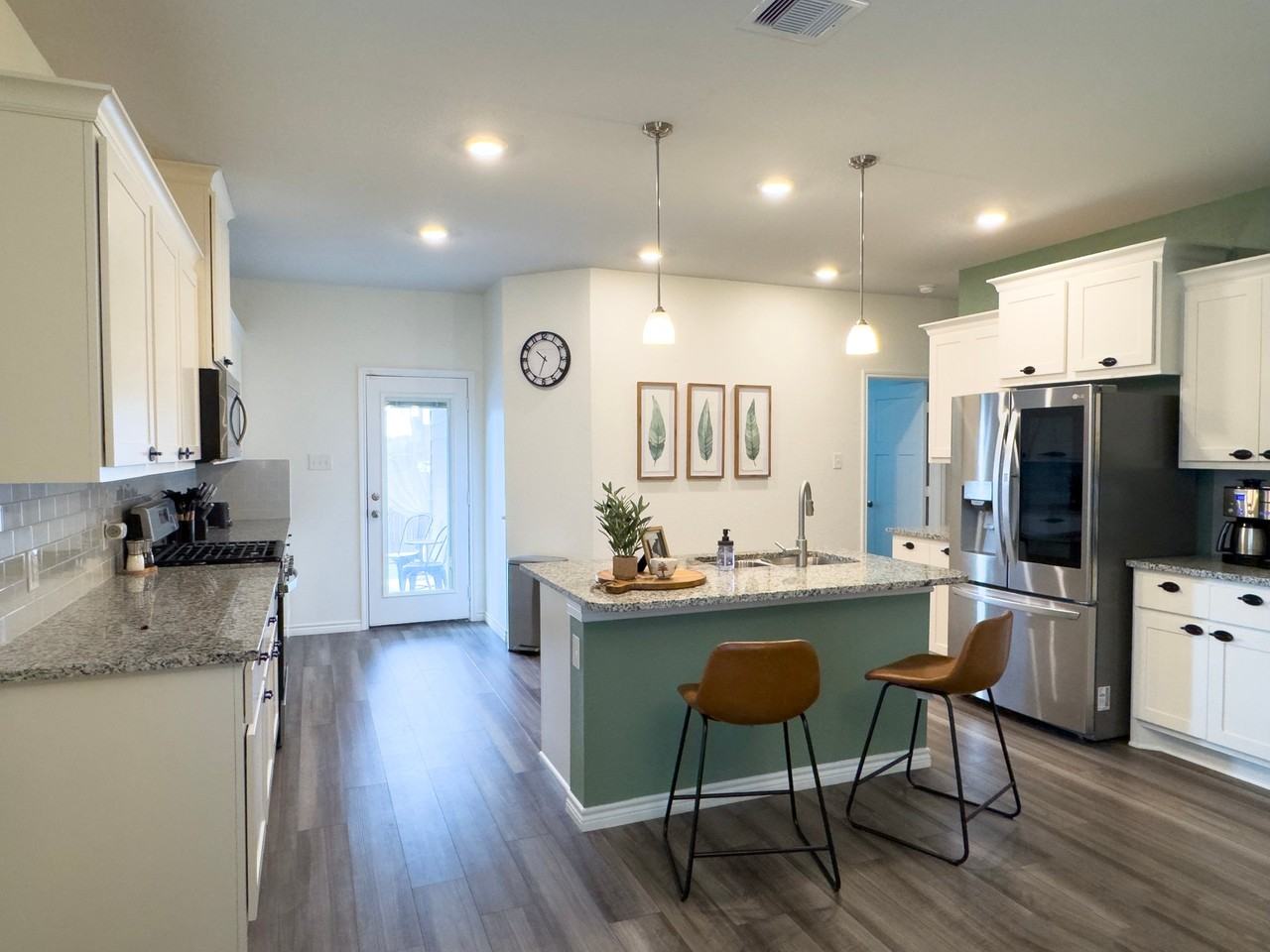 1316 Mcqueeny Dr - Photo 2 of 20