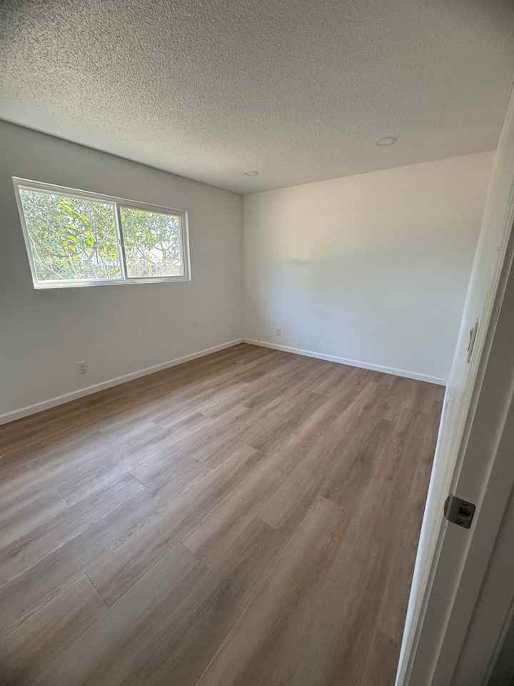 16095 Idaho Ave - Photo 7 of 14