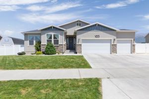 featured image of 183 E Lake View Dr