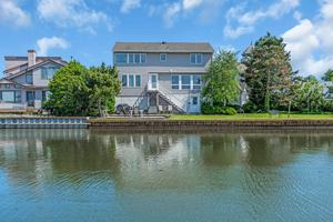 featured image of 127 Trenton Ave