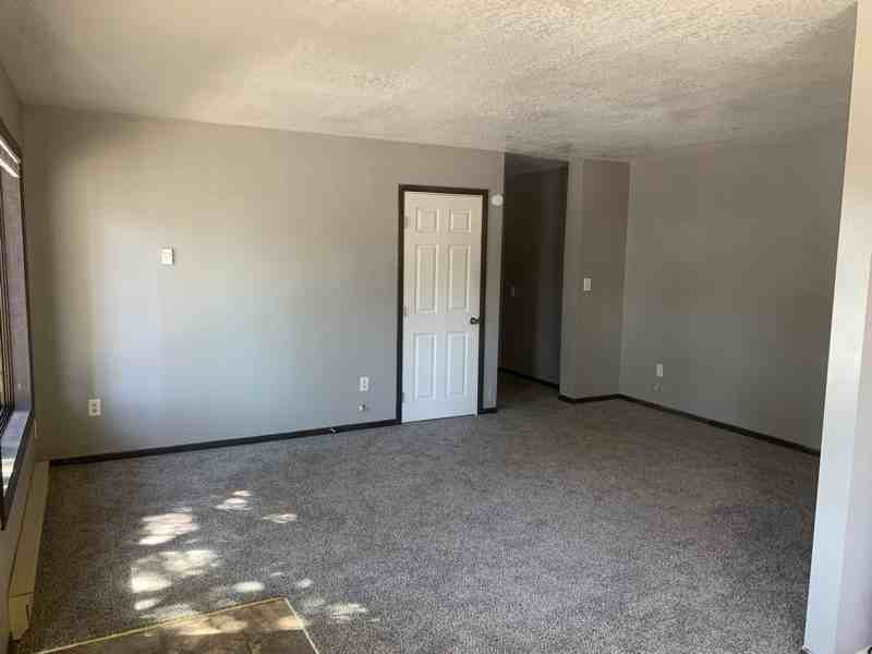204 Cedar St - Photo 2 of 8